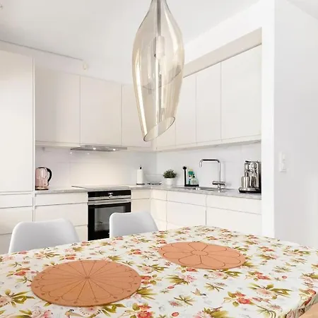 Bergen's Finest: Sleek Oasis With Two Bedroom Διαμέρισμα Μπέργκεν