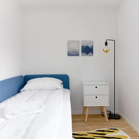 Διαμέρισμα Bergen's Finest: Sleek Oasis With Two Bedroom Μπέργκεν